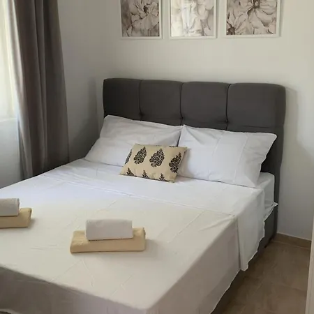 J&m 2 Apartment Rogoznica (Sibenik-Knin)