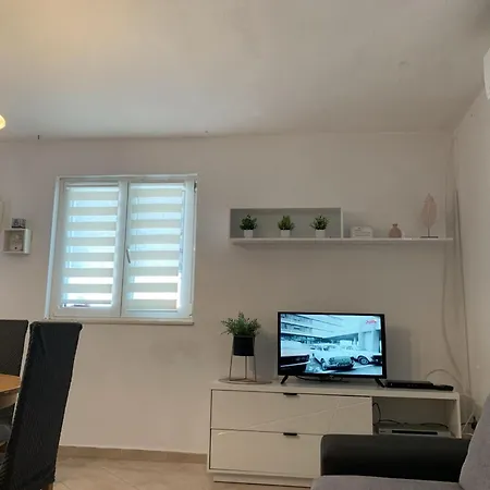 Apartment J&m 2 *