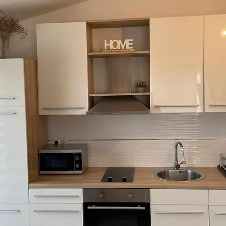 Apartment J&m 2 *